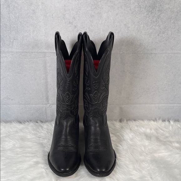 Ariat Black Western Boots Size 8-B - Picture 2 of 6